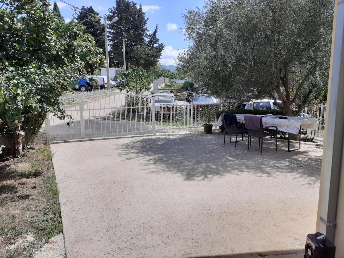 特雷比涅 La Hacienda Dd酒店 外观 照片
